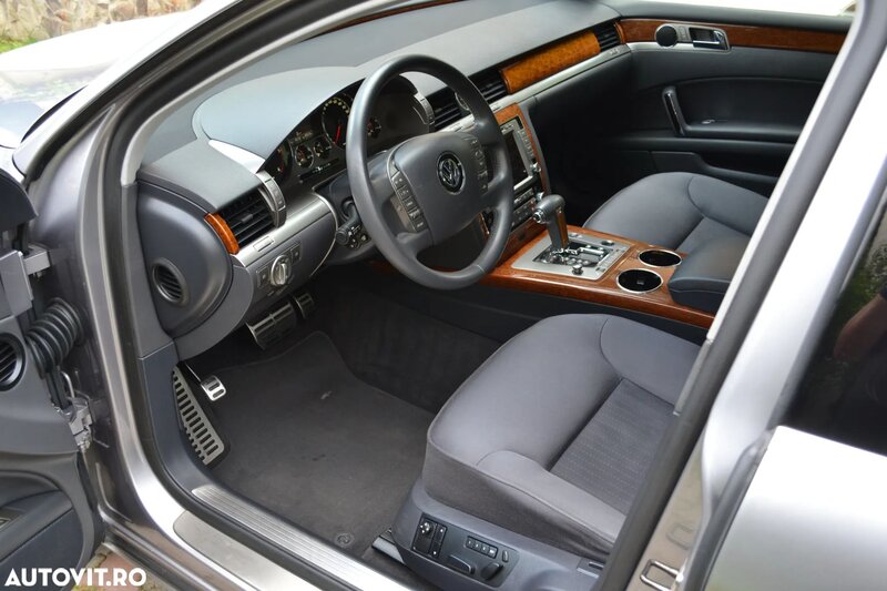 Volkswagen Phaeton